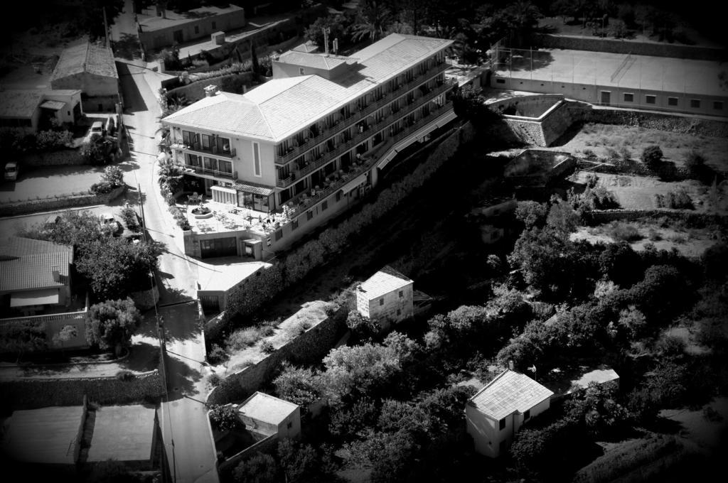 Hotel Sa Coma Banyalbufar Bagian luar foto